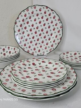 Vtg Royal Staffordshire  Ironstone J&G Meakin   England Bordeaux Country French